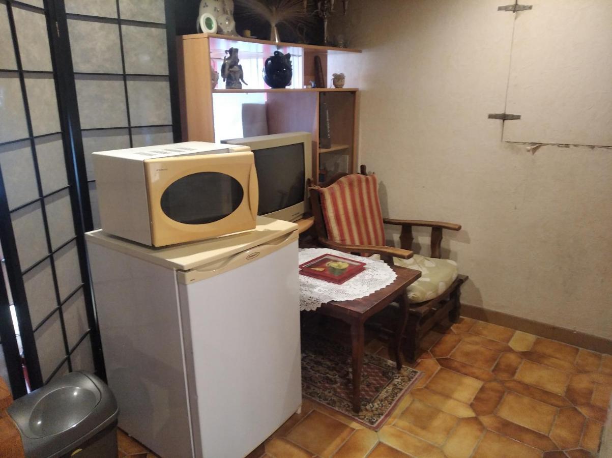 Charmante Chambre D'Hote Сижан Екстериор снимка